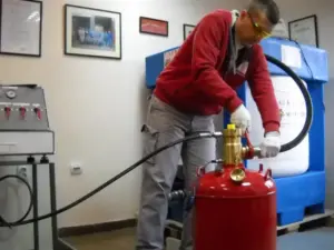 مواد استفاده شده در شارژ کپسول آتش‌ نشانی